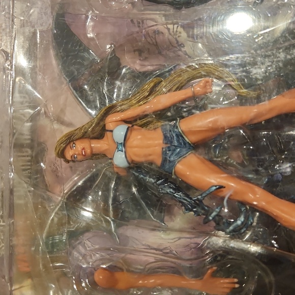 💥(2 for$50)💥 1999 Randy Queen's Ariel From Darkchylde Sculpted Clayburn Moore - Picture 2 of 9